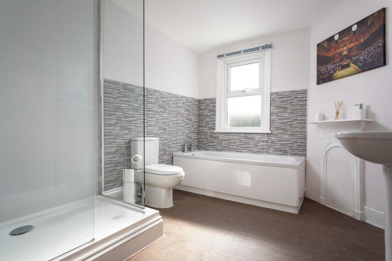 Market Street 5 Min Walk To Town Centre Holiday home Cheltenham