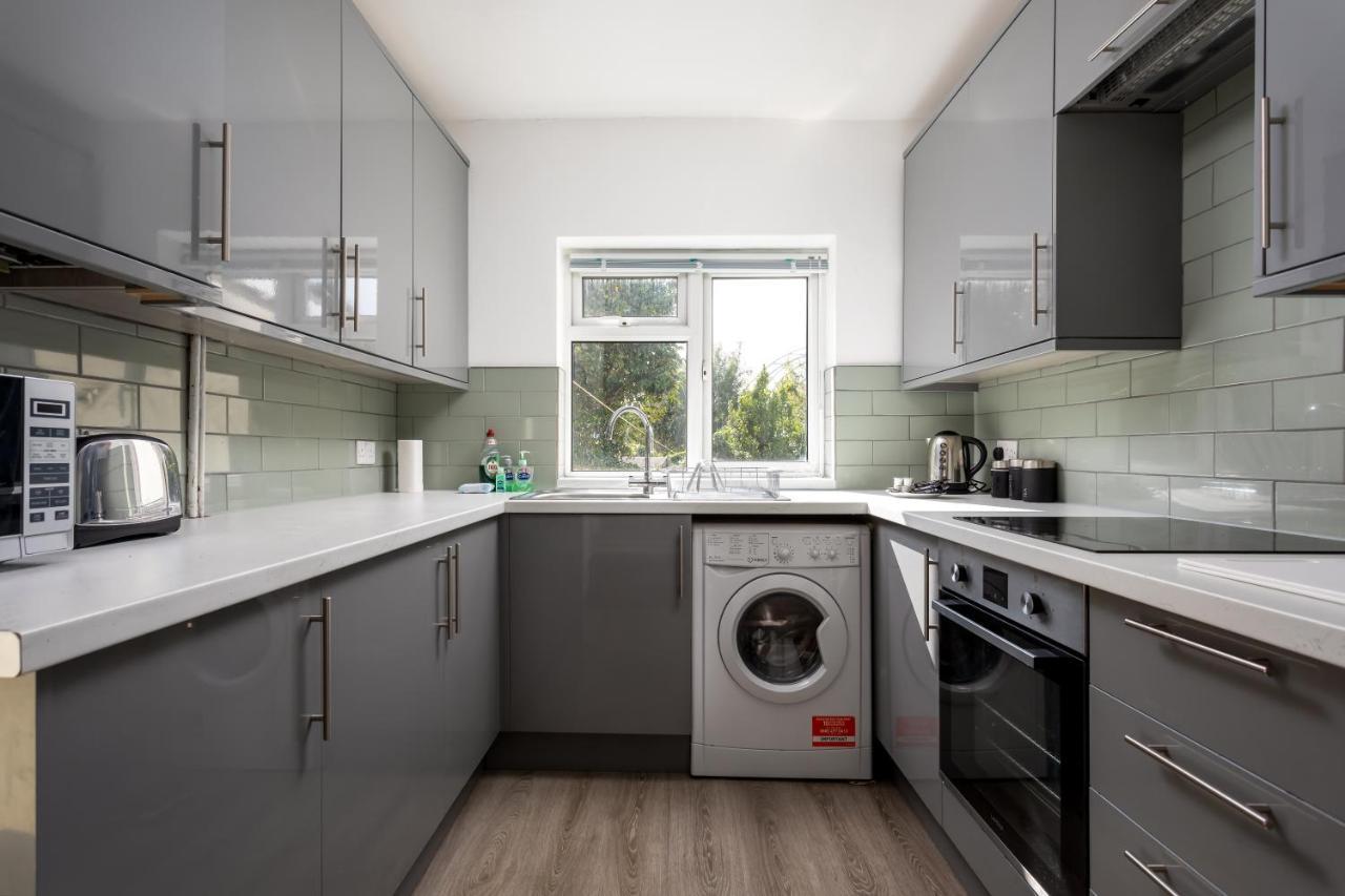 Market Street 5 Min Walk To Town Centre Cheltenham