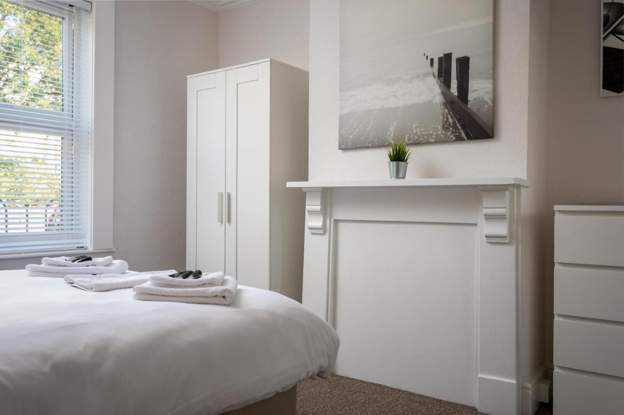 Market Street 5 Min Walk To Town Centre * Cheltenham